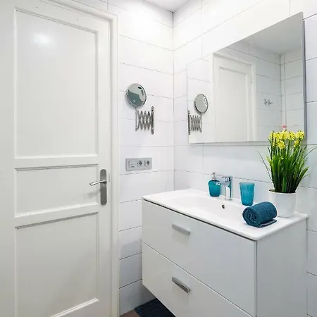 דירה The Colors House, 629 - Private קוסטה טגוויסה